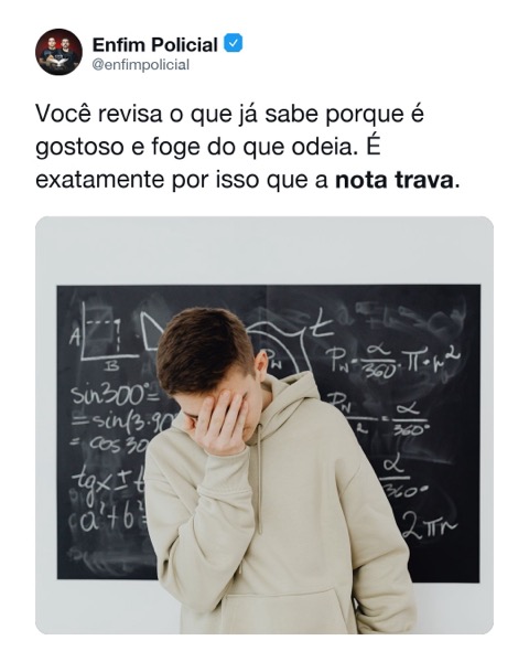 Carrossel no formato X: caderno de erros