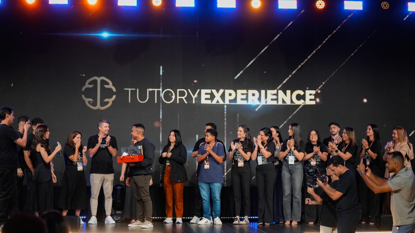 Mentores no palco do Tutory Experience